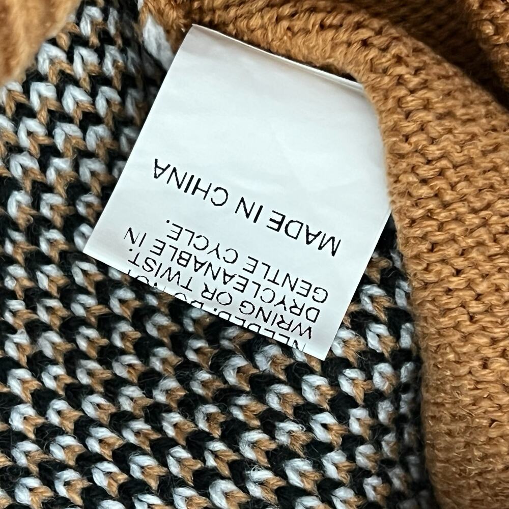 Shein Argyle Sweater Size Medium Preppy Tan Cropped Long Sleeve V Neck - Picture 8 of 8